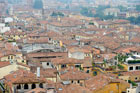 Werona. Widok z Torre dei Lamberti na miasto. - foto: wnieznane.pl Werona. Widok z Torre dei Lamberti na miasto. - foto: wnieznane.pl