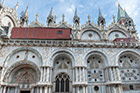Wenecja. Bogato zdobiona Bazylika św. Marka. - foto: wnieznane.pl Wenecja. Bogato zdobiona Bazylika św. Marka. - foto: wnieznane.pl