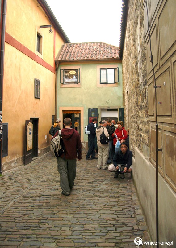 Złota Uliczka w czeskiej Pradze. - foto: wnieznane.pl Złota Uliczka w czeskiej Pradze. - foto: wnieznane.pl