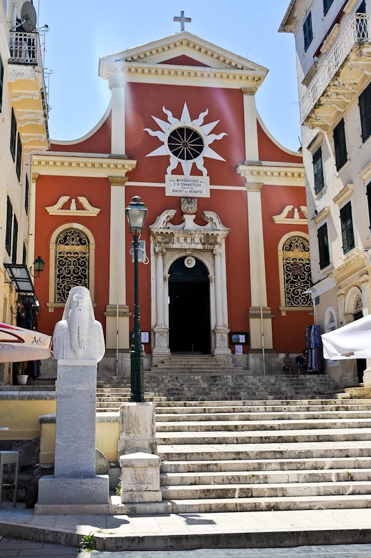 Grecka wyspa Korfu. Katedra Mitropolis w stolicy wyspy, Kerkirze. - foto: wnieznane.pl Grecka wyspa Korfu. Katedra Mitropolis w stolicy wyspy, Kerkirze. - foto: wnieznane.pl