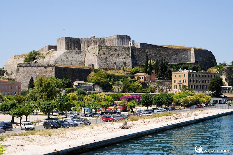 Grecka wyspa Korfu. Nowa Twierdza w stolicy wyspy, Kerkirze. - foto: wnieznane.pl Grecka wyspa Korfu. Nowa Twierdza w stolicy wyspy, Kerkirze. - foto: wnieznane.pl