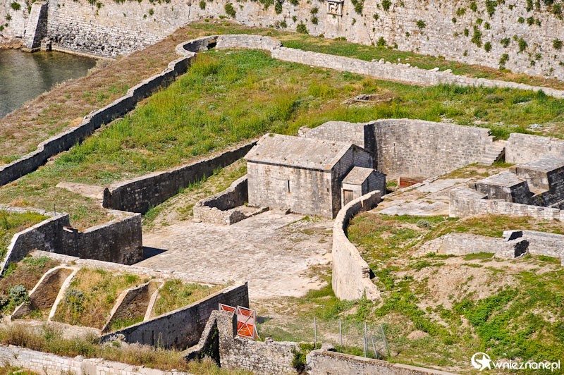 Grecka wyspa Korfu. W obrębie Starej Fortecy w stolicy wyspy, Kerkirze. - foto: wnieznane.pl Grecka wyspa Korfu. W obrębie Starej Fortecy w stolicy wyspy, Kerkirze. - foto: wnieznane.pl