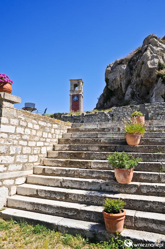 Grecka wyspa Korfu. W obrębie Starej Fortecy w stolicy wyspy, Kerkirze. - foto: wnieznane.pl Grecka wyspa Korfu. W obrębie Starej Fortecy w stolicy wyspy, Kerkirze. - foto: wnieznane.pl
