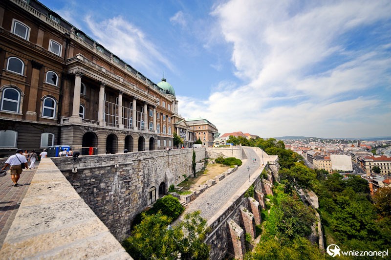 Budapeszt. Widok na zamek królewski. - foto: wnieznane.pl Budapeszt. Widok na zamek królewski. - foto: wnieznane.pl