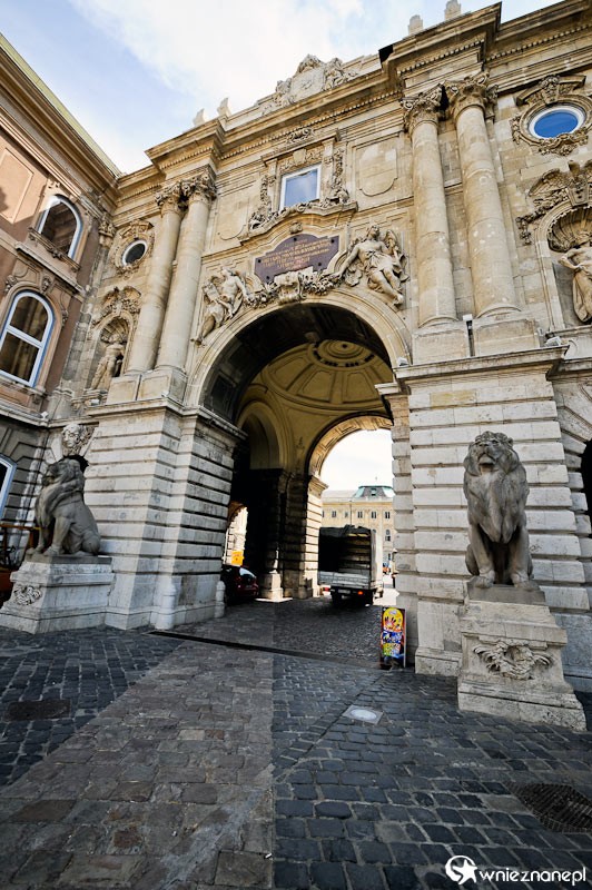 Budapeszt. Na Wzgórzu Zamkowym. - foto: wnieznane.pl Budapeszt. Na Wzgórzu Zamkowym. - foto: wnieznane.pl