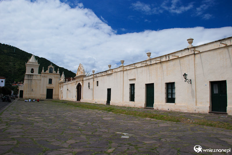 Argentyna. Salta. Zamknięty klasztor św. Bernarda. - foto: wnieznane.pl Argentyna. Salta. Zamknięty klasztor św. Bernarda. - foto: wnieznane.pl