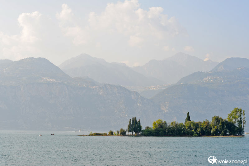 Nad Jeziorem Garda (Lago di Garda). - foto: wnieznane.pl Nad Jeziorem Garda (Lago di Garda). - foto: wnieznane.pl