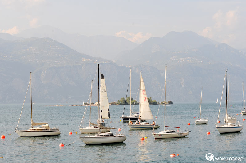 Nad Jeziorem Garda (Lago di Garda). - foto: wnieznane.pl Nad Jeziorem Garda (Lago di Garda). - foto: wnieznane.pl