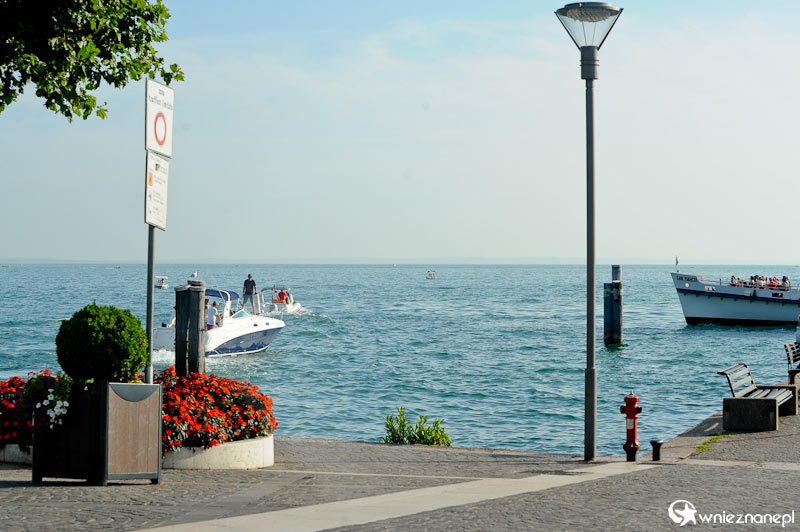 Nad Jeziorem Garda (Lago di Garda). - foto: wnieznane.pl Nad Jeziorem Garda (Lago di Garda). - foto: wnieznane.pl