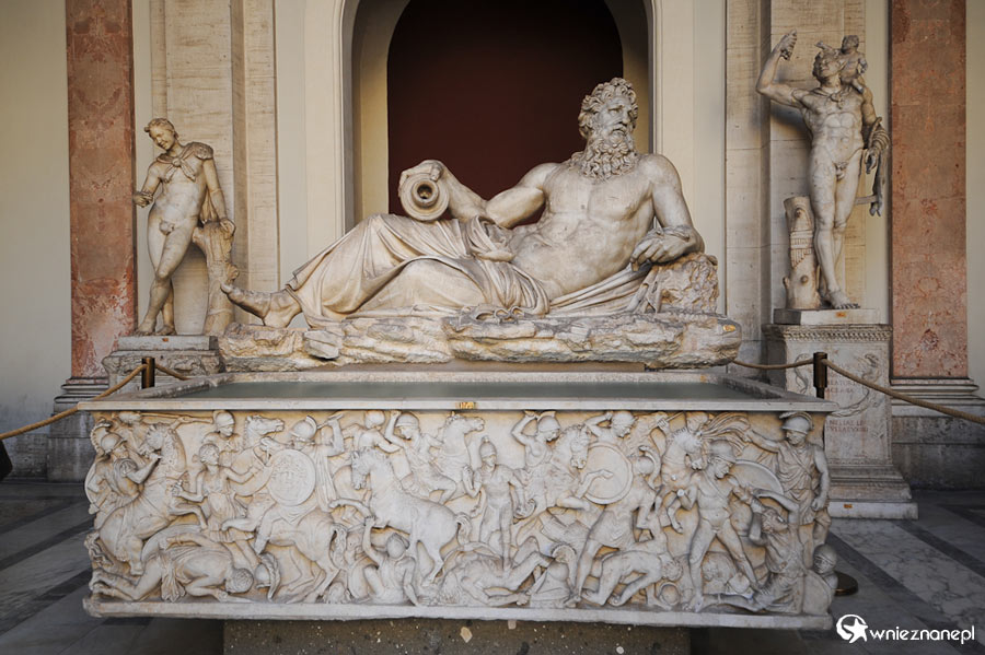 Watykan. Wspaniałe eksponaty w muzeach watykańskich. - foto: wnieznane.pl Watykan. Wspaniałe eksponaty w muzeach watykańskich. - foto: wnieznane.pl