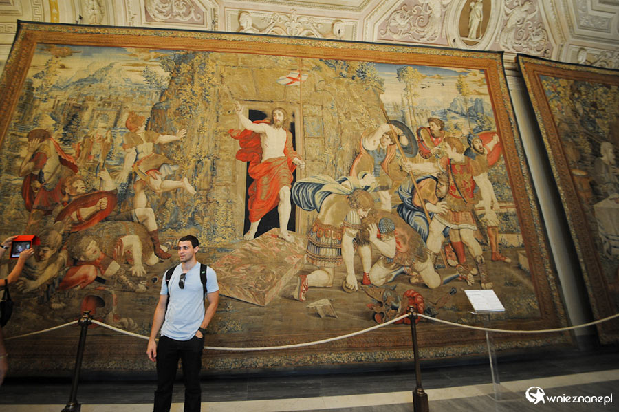 Watykan. Muzea watykańskie - Galeria arrasów. - foto: wnieznane.pl Watykan. Muzea watykańskie - Galeria arrasów. - foto: wnieznane.pl