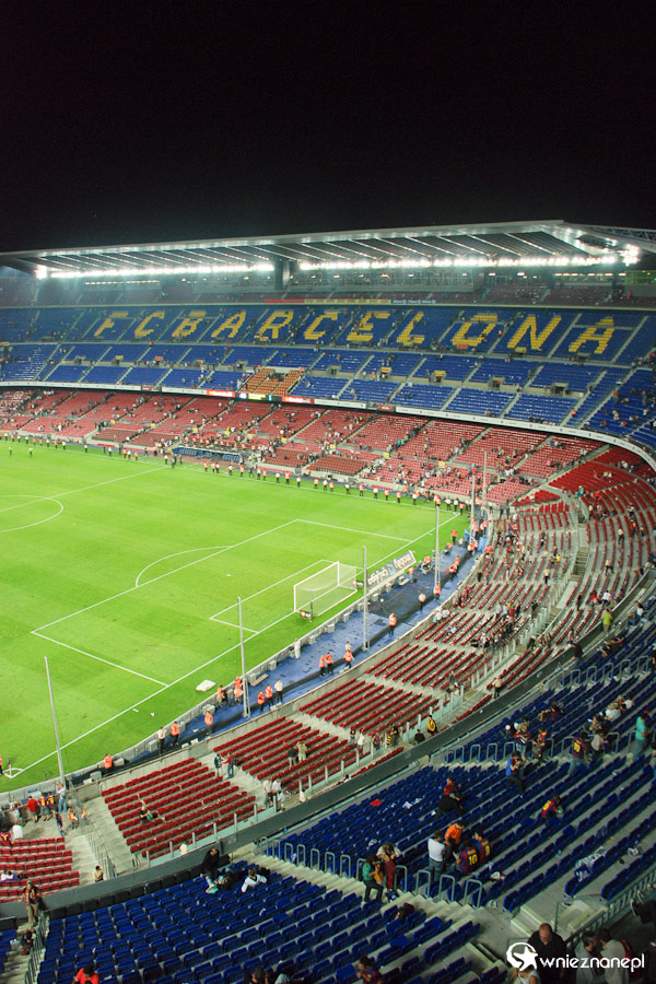Barcelona. Pustoszejące trybuny Camp Nou. - foto: wnieznane.pl Barcelona. Pustoszejące trybuny Camp Nou. - foto: wnieznane.pl