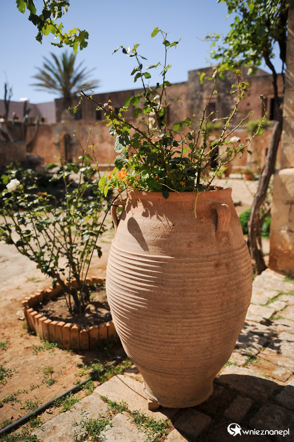 Wyspa Kreta. Na terenie klasztoru Moni Arkadiu. - foto: wnieznane.pl Wyspa Kreta. Na terenie klasztoru Moni Arkadiu. - foto: wnieznane.pl