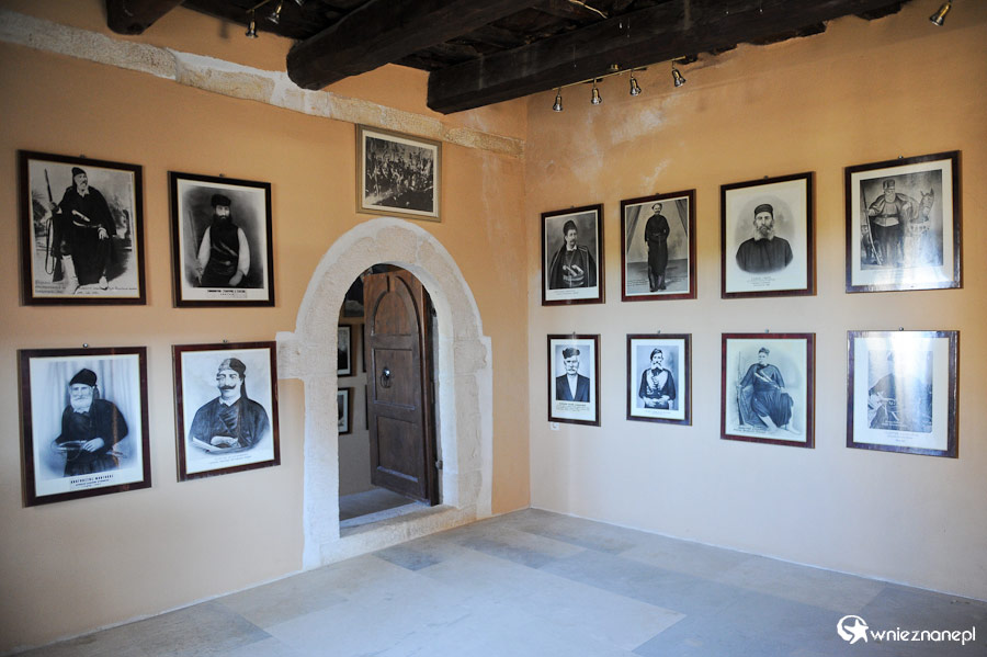 Wyspa Kreta. Na terenie klasztoru Moni Arkadiu. - foto: wnieznane.pl Wyspa Kreta. Na terenie klasztoru Moni Arkadiu. - foto: wnieznane.pl