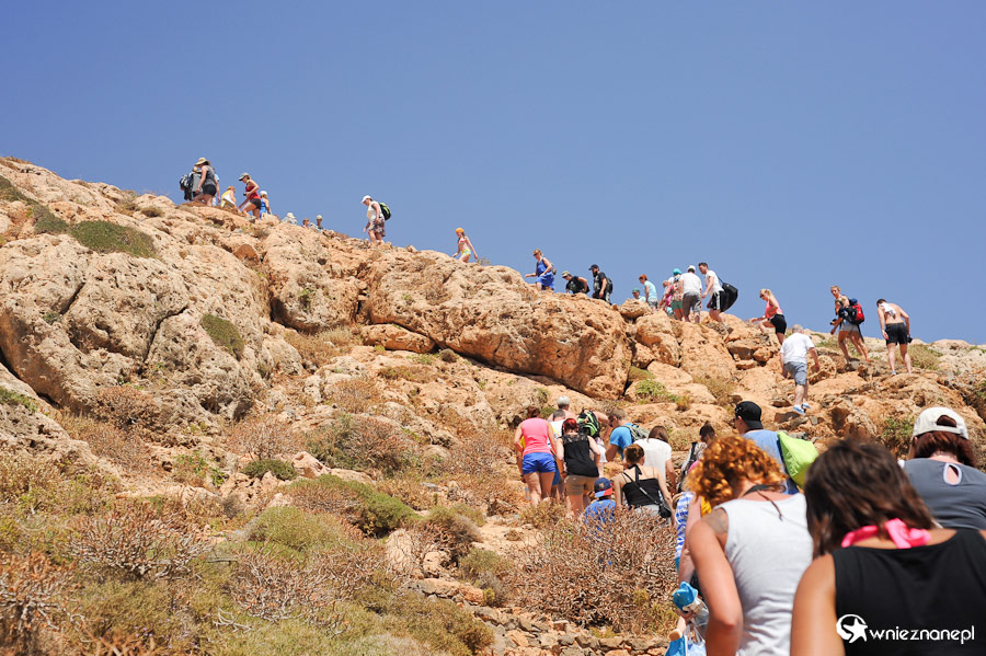 Wyspa Kreta. Podejście do Twierdzy na Gramvousie. - foto: wnieznane.pl Wyspa Kreta. Podejście do Twierdzy na Gramvousie. - foto: wnieznane.pl