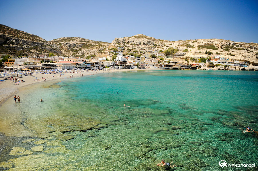 Wyspa Kreta. Krystaliczna woda w Matali. - foto: wnieznane.pl Wyspa Kreta. Krystaliczna woda w Matali. - foto: wnieznane.pl