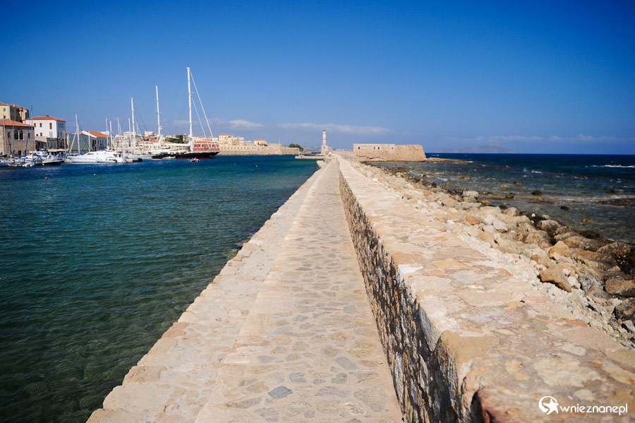 Wyspa Kreta. Port w Chanii. - foto: wnieznane.pl Wyspa Kreta. Port w Chanii. - foto: wnieznane.pl