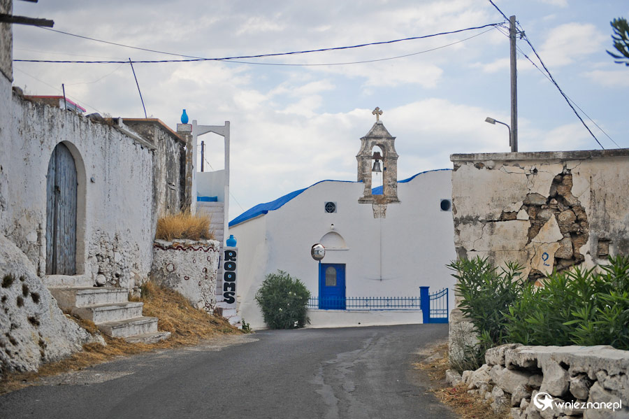 Wyspa Kreta. Jedna z białych wiosek w górach. - foto: wnieznane.pl Wyspa Kreta. Jedna z białych wiosek w górach. - foto: wnieznane.pl