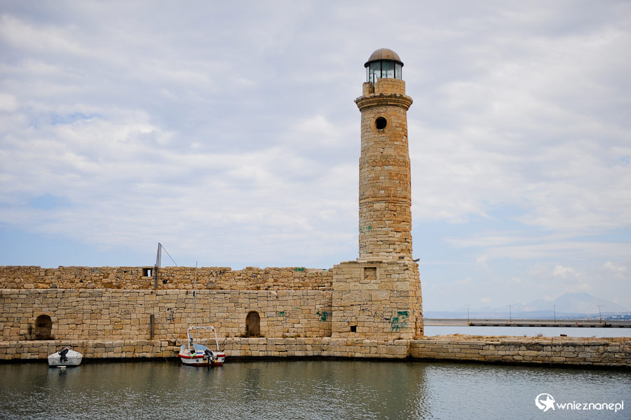 Wyspa Kreta. Wenecka latarnia morska w Rethymnonie. - foto: wnieznane.pl Wyspa Kreta. Wenecka latarnia morska w Rethymnonie. - foto: wnieznane.pl