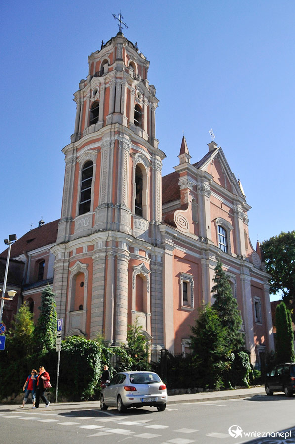 Wilno. Kościół Wszystkich Świętych i klasztor karmelitów. - foto: wnieznane.pl Wilno. Kościół Wszystkich Świętych i klasztor karmelitów. - foto: wnieznane.pl