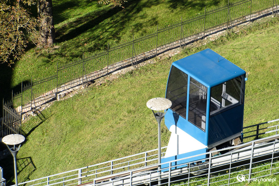 Wilno. Na wzgórze Giedymina można wjechać kolejką. - foto: wnieznane.pl Wilno. Na wzgórze Giedymina można wjechać kolejką. - foto: wnieznane.pl