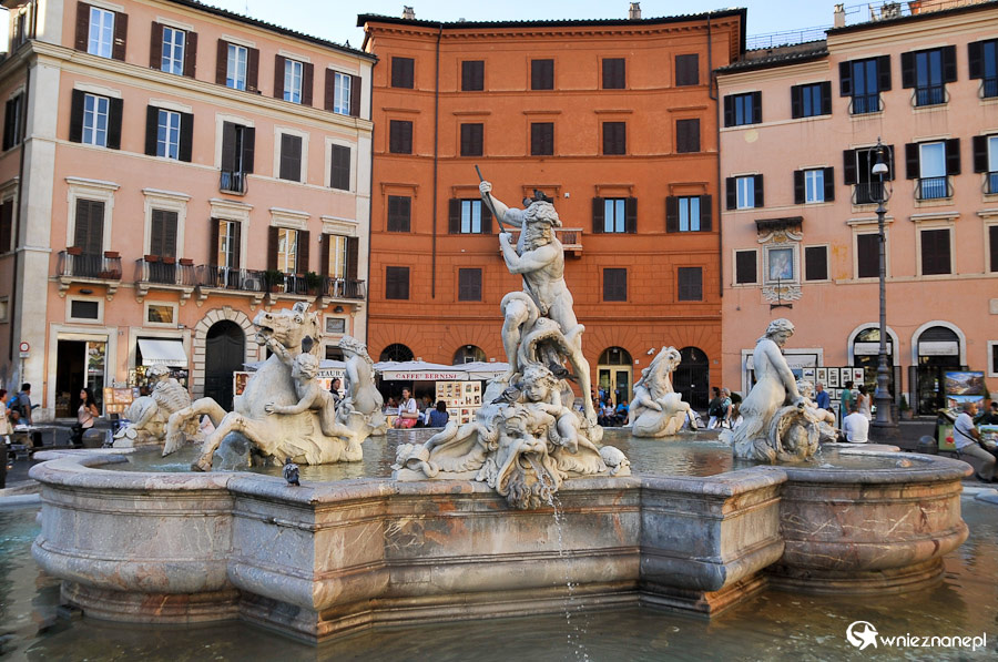 Rzym. Fontanna Neptuna na Piazza Navona. - foto: wnieznane.pl Rzym. Fontanna Neptuna na Piazza Navona. - foto: wnieznane.pl