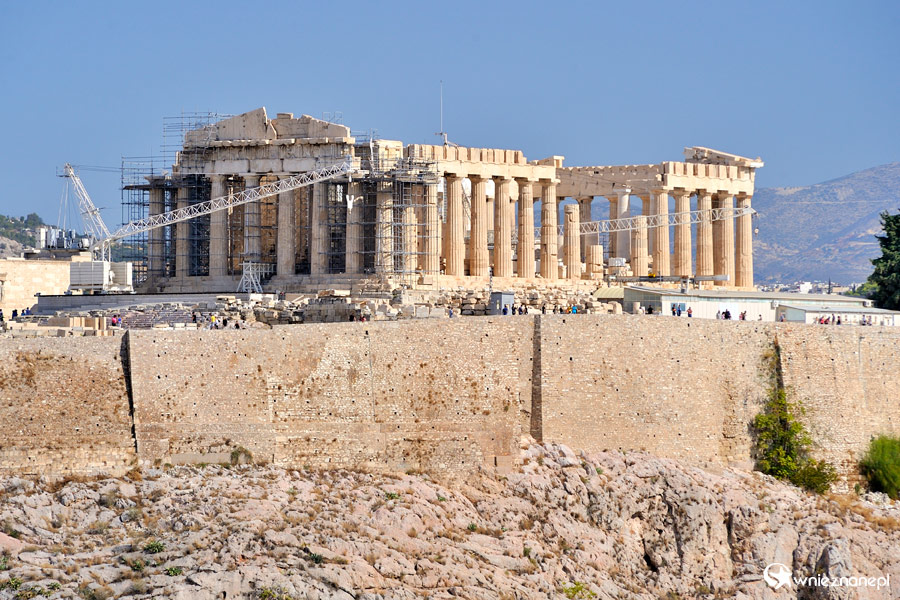 Ateny. Partenon widziany ze Wzgórza Filopapusa. - foto: wnieznane.pl Ateny. Partenon widziany ze Wzgórza Filopapusa. - foto: wnieznane.pl