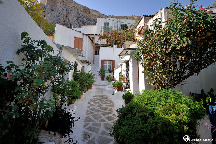 Ateny. Anafiotika - prawie jak na Cykladach. - foto: wnieznane.pl Ateny. Anafiotika - prawie jak na Cykladach. - foto: wnieznane.pl