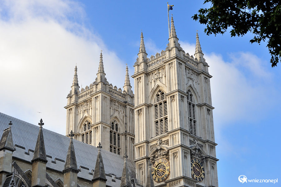 Londyn. Wieże Opactwa Westminsterskiego. - foto: wnieznane.pl Londyn. Wieże Opactwa Westminsterskiego. - foto: wnieznane.pl