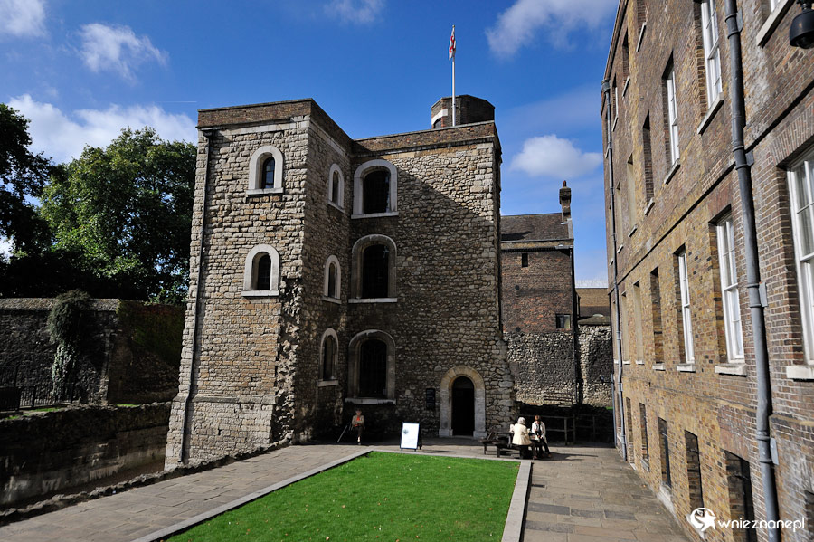 Londyn. Jewel Tower. Dawniej skarbiec, obecnie muzeum. - foto: wnieznane.pl Londyn. Jewel Tower. Dawniej skarbiec, obecnie muzeum. - foto: wnieznane.pl