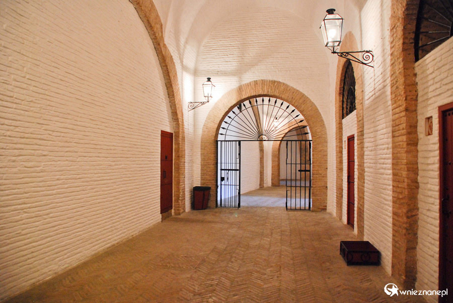 Sewilla. We wnętrzach areny na Plaza de Toros. - foto: wnieznane.pl Sewilla. We wnętrzach areny na Plaza de Toros. - foto: wnieznane.pl