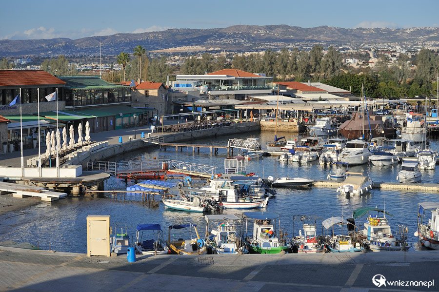 Cypr zimą. Port w Pafos. - foto: wnieznane.pl Cypr zimą. Port w Pafos. - foto: wnieznane.pl