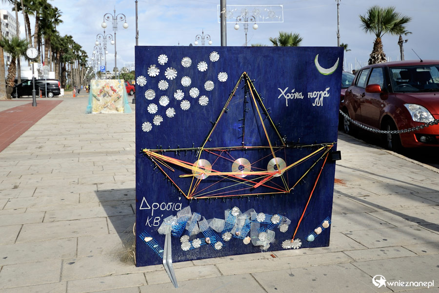 Cypr zimą. Promenada w Larnace. - foto: wnieznane.pl Cypr zimą. Promenada w Larnace. - foto: wnieznane.pl