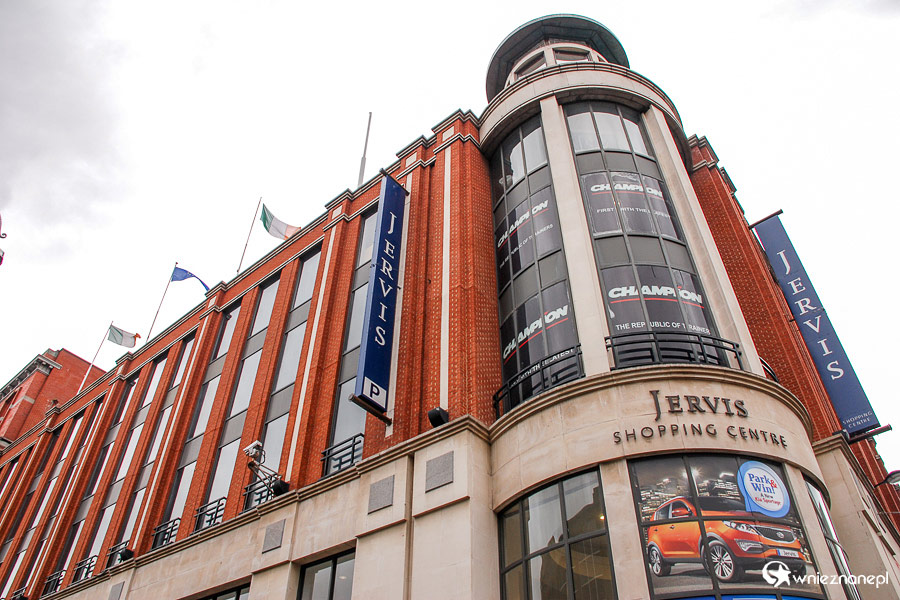 Dublin. Jervis Shopping Centre powstało w miejscu zamkniętego szpitala. - foto: wnieznane.pl Dublin. Jervis Shopping Centre powstało w miejscu zamkniętego szpitala. - foto: wnieznane.pl