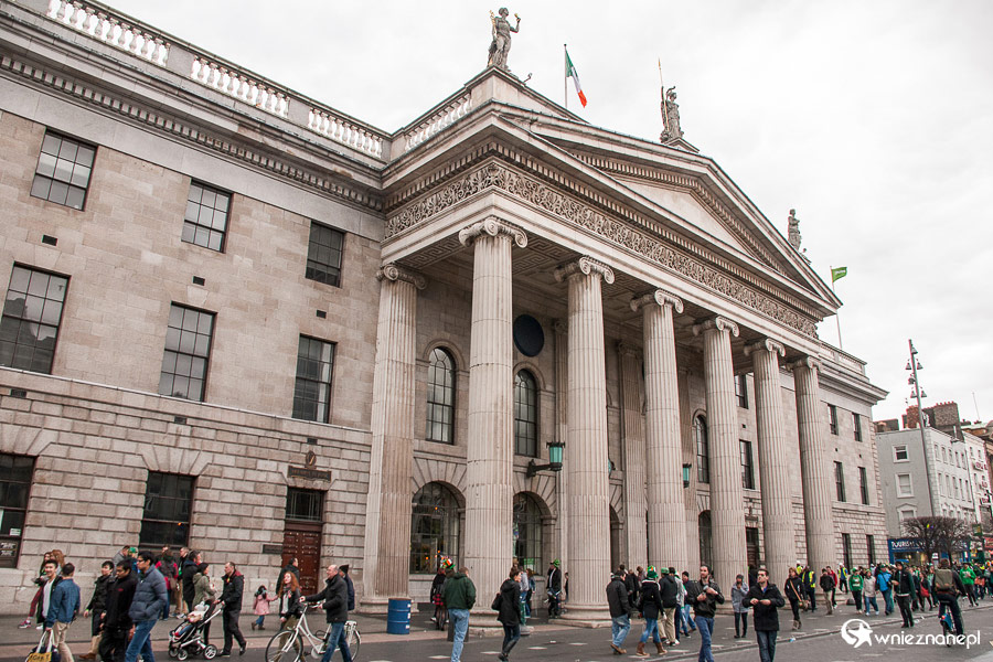 Dublin. W głównym budynku irlandzkiej poczty stacjonowali uczestnicy Powstania Wielkanocnego. - foto: wnieznane.pl Dublin. W głównym budynku irlandzkiej poczty stacjonowali uczestnicy Powstania Wielkanocnego. - foto: wnieznane.pl