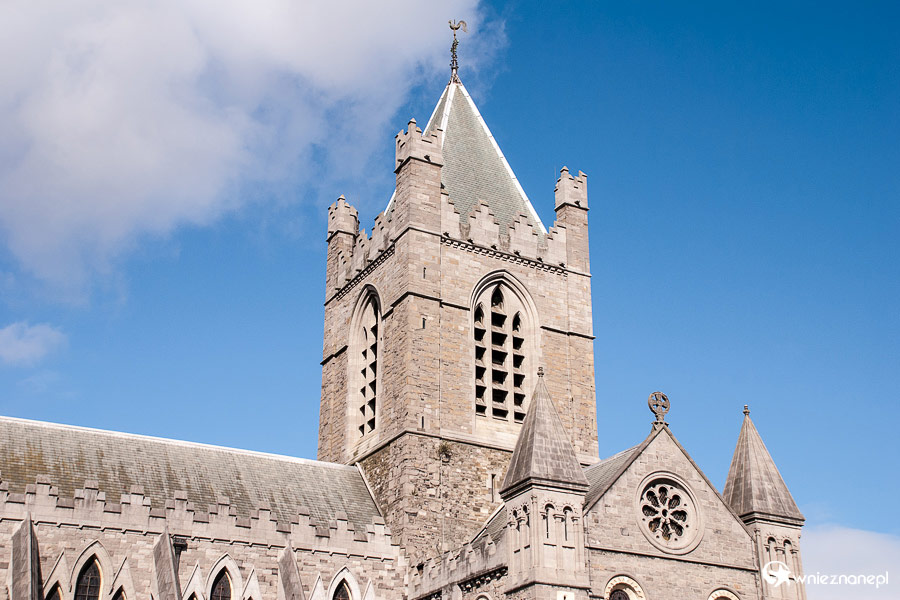 Dublin. Wieża Kościoła Chrystusowego. - foto: wnieznane.pl Dublin. Wieża Kościoła Chrystusowego. - foto: wnieznane.pl