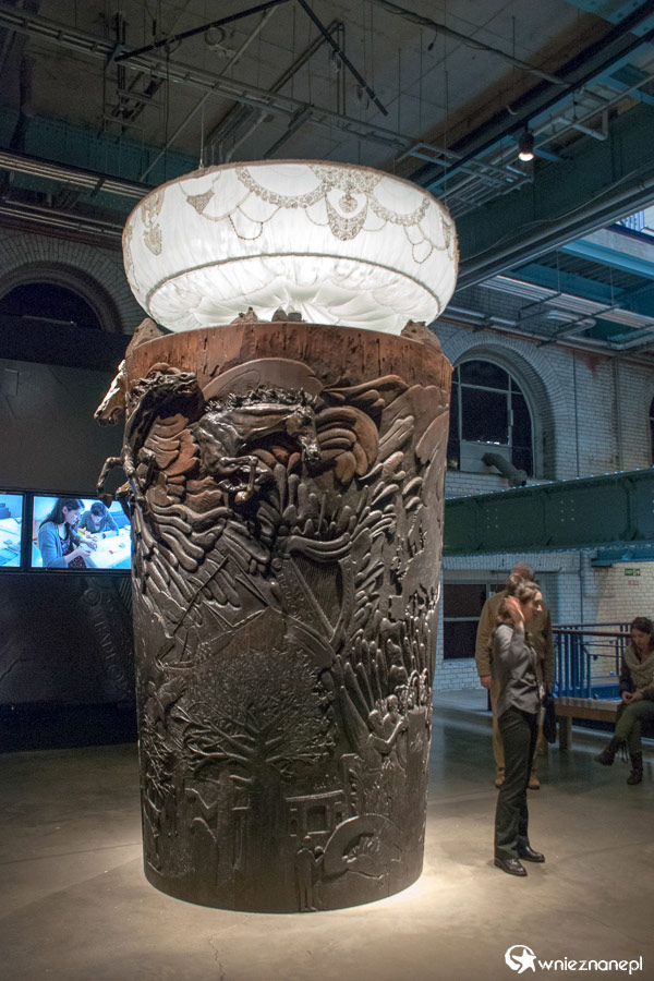 Dublin. Guinness Storehouse. Swoje miejsce w browarze ma również sztuka. - foto: wnieznane.pl Dublin. Guinness Storehouse. Swoje miejsce w browarze ma również sztuka. - foto: wnieznane.pl