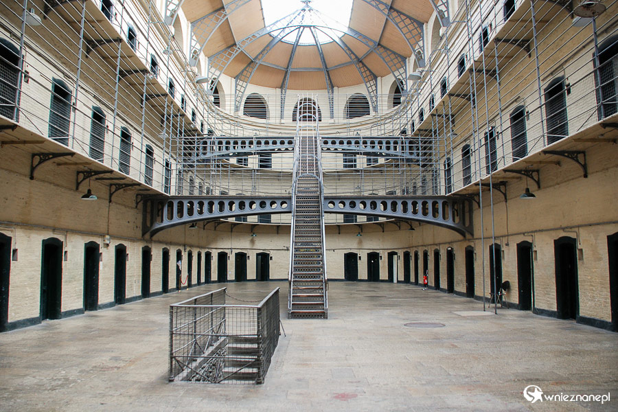 Dublin. Kilmainham Gaol. Victorian Wing zwane również Wschodnim Skrzydłem. - foto: wnieznane.pl Dublin. Kilmainham Gaol. Victorian Wing zwane również Wschodnim Skrzydłem. - foto: wnieznane.pl