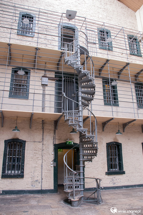 Dublin. Wnętrza Kilmainham Gaol robią wrażenie również z architektonicznego punktu widzenia. - foto: wnieznane.pl Dublin. Wnętrza Kilmainham Gaol robią wrażenie również z architektonicznego punktu widzenia. - foto: wnieznane.pl