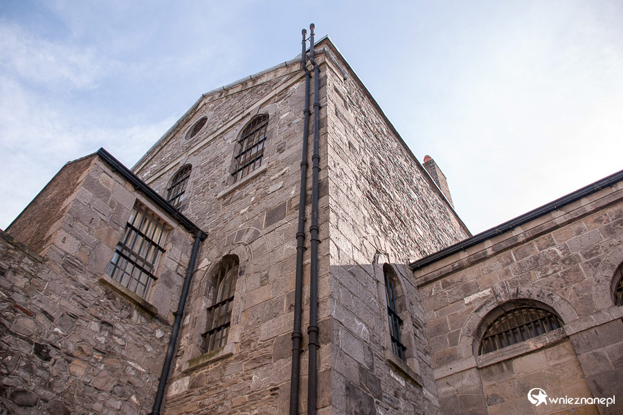 Dublin. Kilmainham Gaol. W tych murach przetrzymywano m.in. uczestników Powstania Wielkanocnego. - foto: wnieznane.pl Dublin. Kilmainham Gaol. W tych murach przetrzymywano m.in. uczestników Powstania Wielkanocnego. - foto: wnieznane.pl