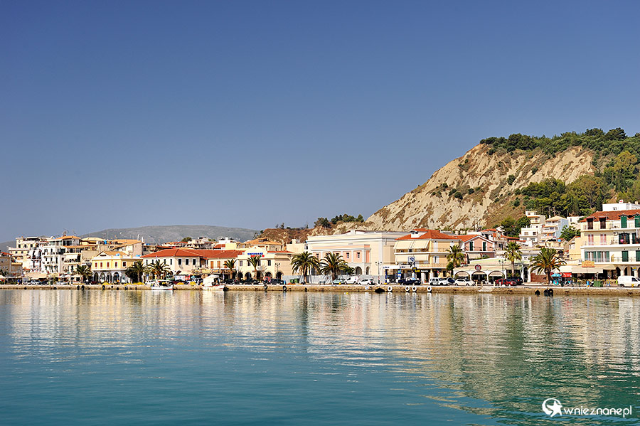 Zakynthos. Malowniczy port w stolicy wyspy, Zante. - foto: wnieznane.pl Zakynthos. Malowniczy port w stolicy wyspy, Zante. - foto: wnieznane.pl
