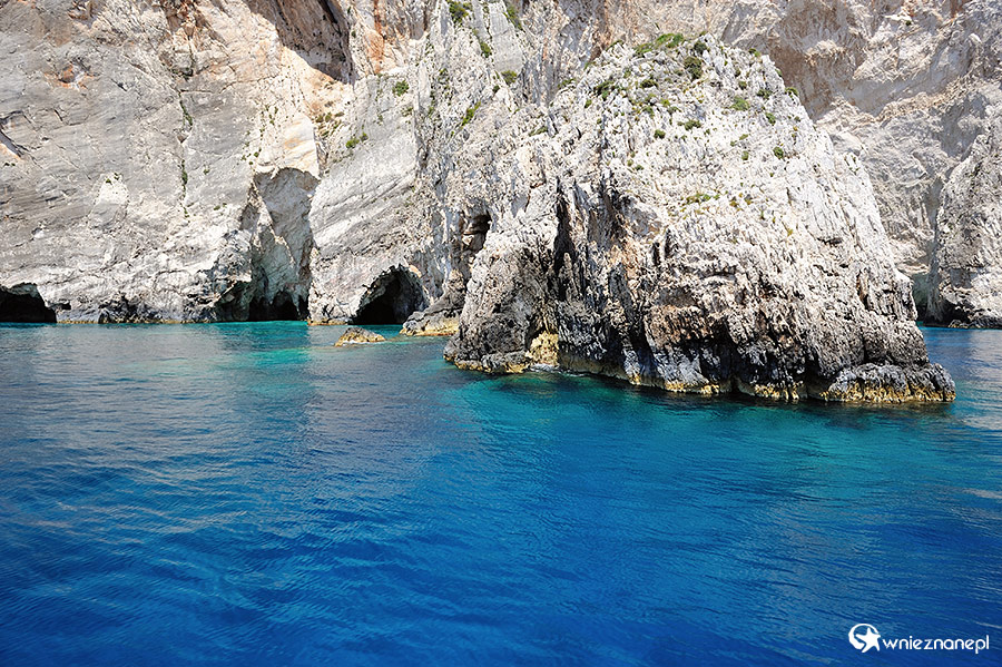 Zakynthos. Groty i łuki w okolicy Kambi. - foto: wnieznane.pl Zakynthos. Groty i łuki w okolicy Kambi. - foto: wnieznane.pl