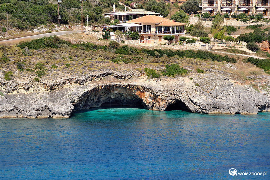 Zakynthos. Groty w Makris Gialos. - foto: wnieznane.pl Zakynthos. Groty w Makris Gialos. - foto: wnieznane.pl