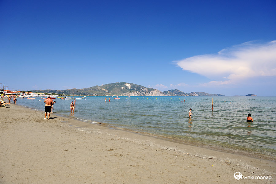 Zakynthos. Ubity piasek tworzy plażę w Laganas. - foto: wnieznane.pl Zakynthos. Ubity piasek tworzy plażę w Laganas. - foto: wnieznane.pl