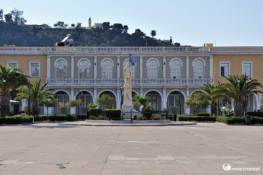Zakynthos. Solomos Square to główny plac stolicy wyspy, Zante. - foto: wnieznane.pl Zakynthos. Solomos Square to główny plac stolicy wyspy, Zante. - foto: wnieznane.pl