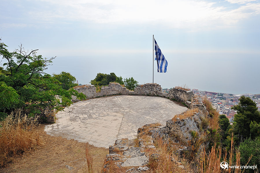 Zakynthos. Ruiny twierdzy Bohali, górującej nad stolicą wyspy, Zante. - foto: wnieznane.pl Zakynthos. Ruiny twierdzy Bohali, górującej nad stolicą wyspy, Zante. - foto: wnieznane.pl