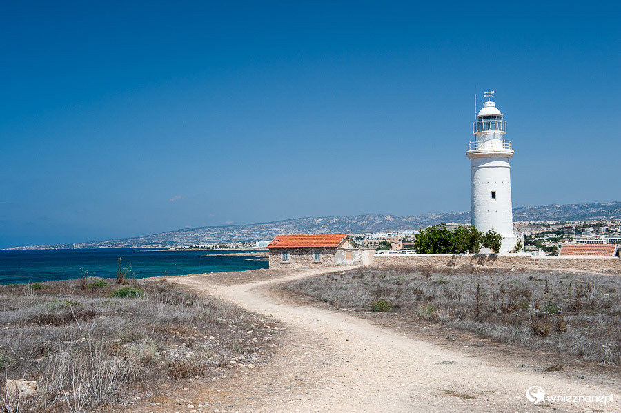 Cypr latem. Latarnia morska w Pafos. - foto: wnieznane.pl Cypr latem. Latarnia morska w Pafos. - foto: wnieznane.pl