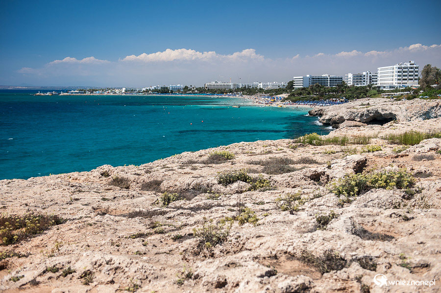 Cypr latem. Widok na Ayia Napę. - foto: wnieznane.pl Cypr latem. Widok na Ayia Napę. - foto: wnieznane.pl