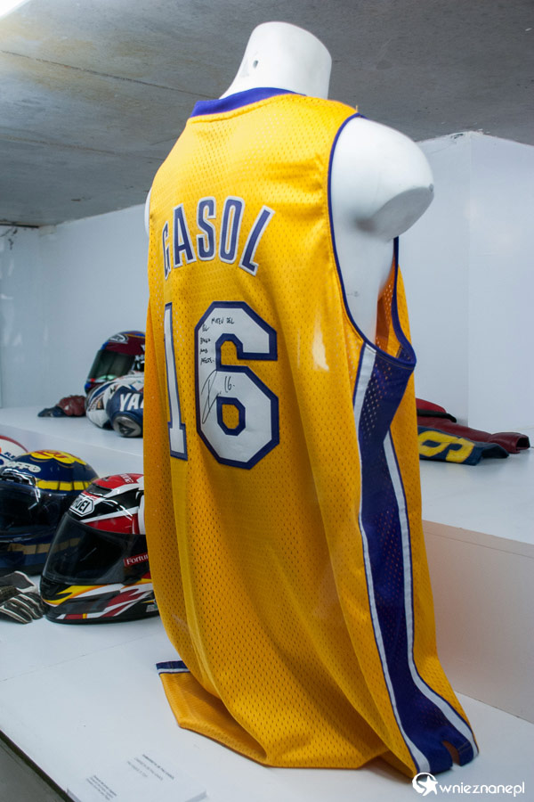 Barcelona. Camp Nou. Pau Gasol, wychowanek FC Barcelona, trafił na salony ligi NBA. - foto: wnieznane.pl Barcelona. Camp Nou. Pau Gasol, wychowanek FC Barcelona, trafił na salony ligi NBA. - foto: wnieznane.pl