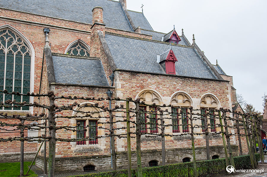 Brugia (Brugge). Kościół Onze-Lieve-Vrouwekerk. - foto: wnieznane.pl Brugia (Brugge). Kościół Onze-Lieve-Vrouwekerk. - foto: wnieznane.pl